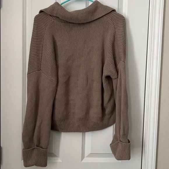 Abercrombie & Fitch Collared Button Up Cardigan - Picture 4 of 4